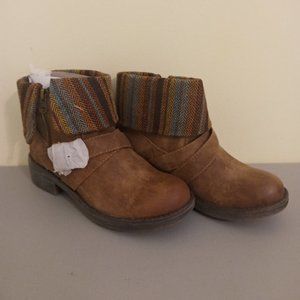 K9 Rocket Dog Women's Brown Ankle Boot Size 6M New without box